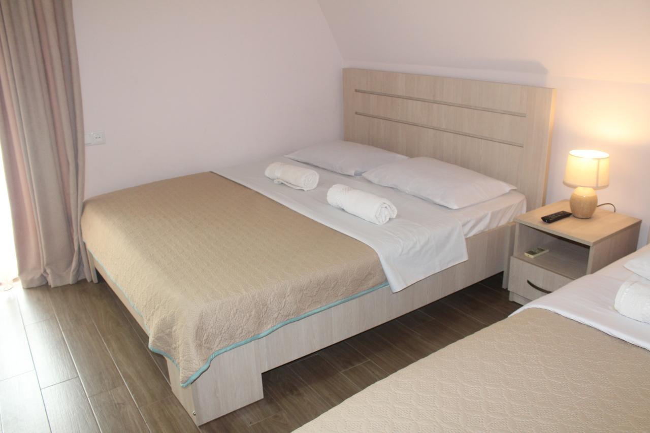 Deluxe Guest House Kvariati Exterior foto